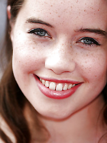 Anna Popplewell