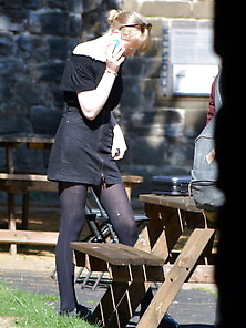 Street Pantyhose - Cheap Skinny Uk Slag In Tights