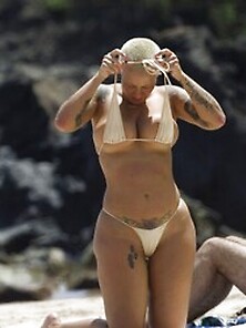 Amber Rose Nude Pics