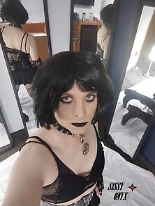 Sissy Onyx - Sissy Vamp